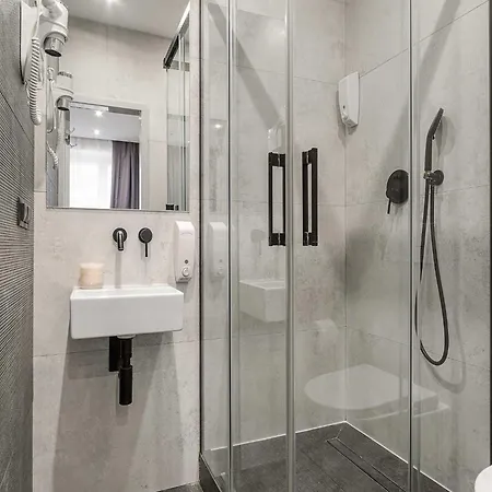 Stylish Urban For 3 Варшава